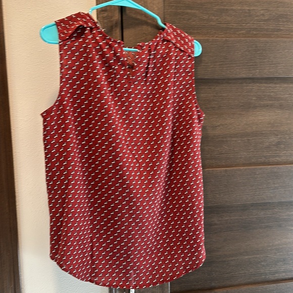 Medium Dog Print Tank - Picture 2 of 4